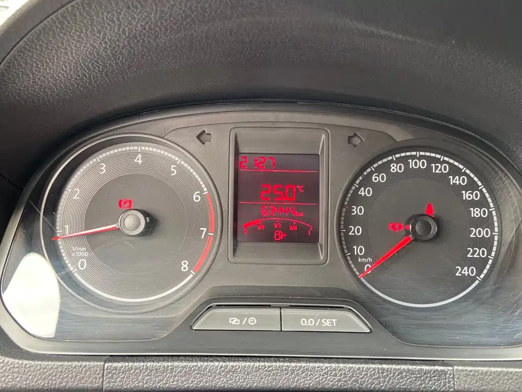 Volkswagen Jetta — миниатюра 16