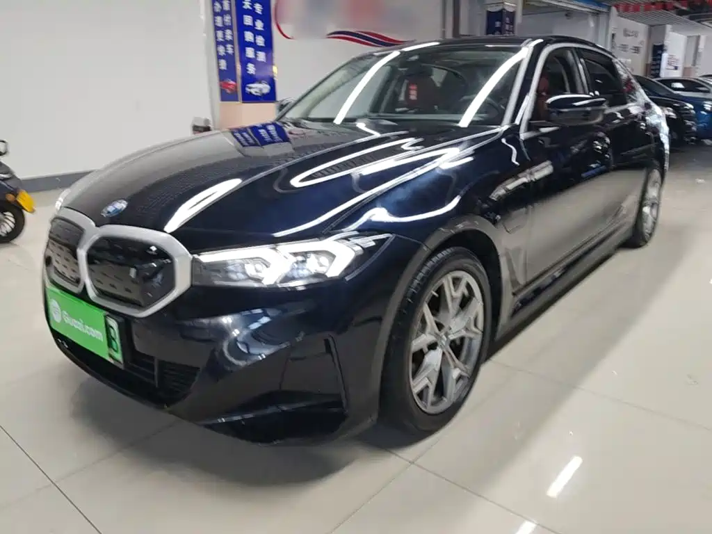 宝马i3 2023款 eDrive 40 L 曜夜套装 2023