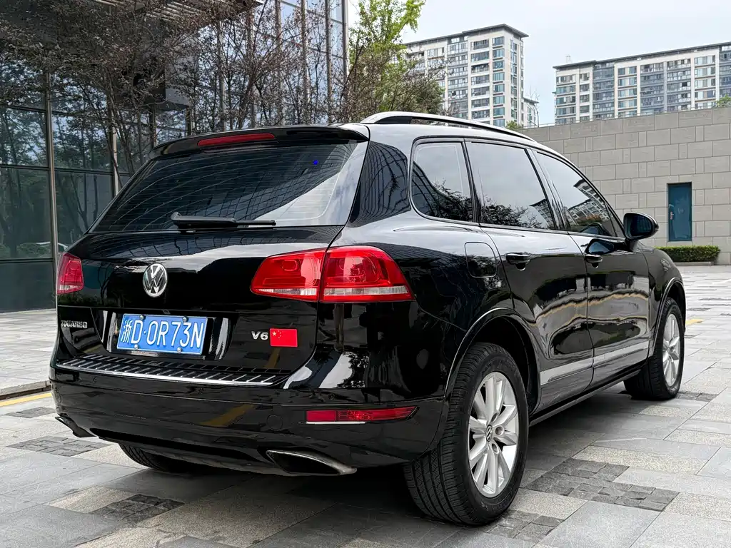 Volkswagen Touareg — миниатюра 4
