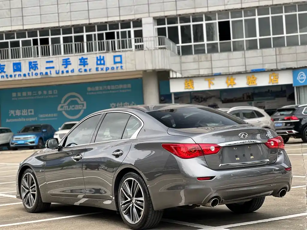 Infiniti Q50 2014 3.7L Luxury Sport