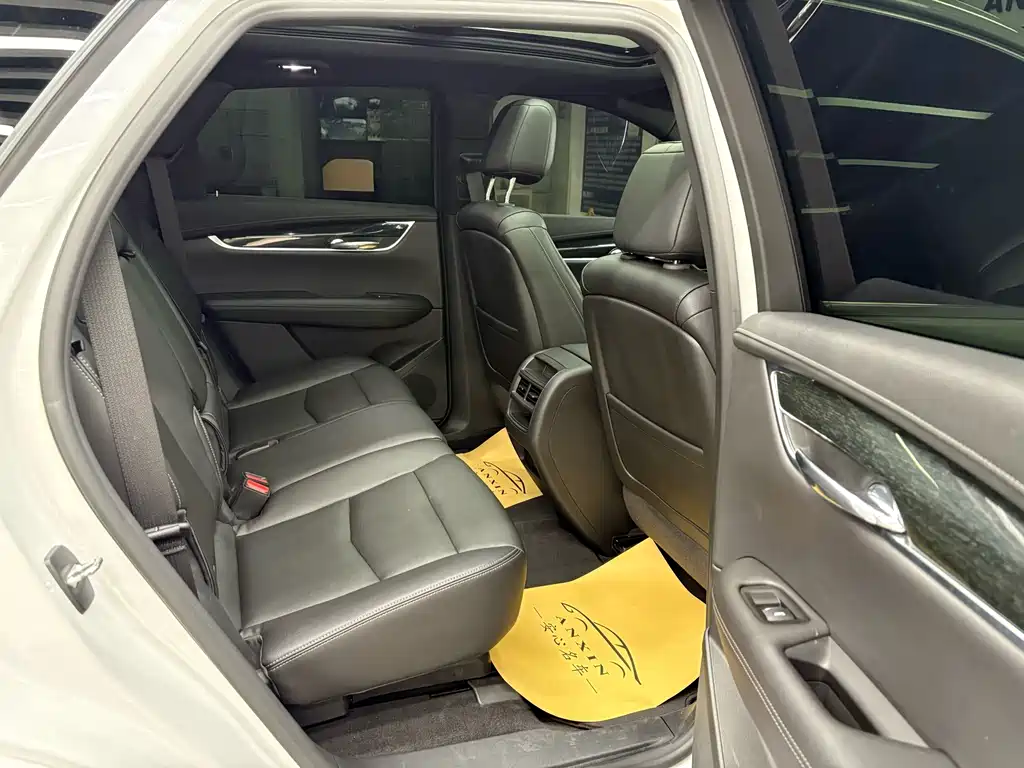 Cadillac XT5 — миниатюра 15