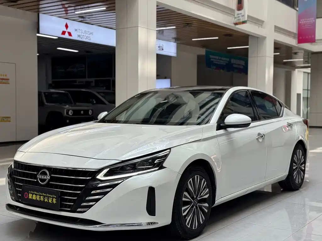 Nissan Teana 2023
