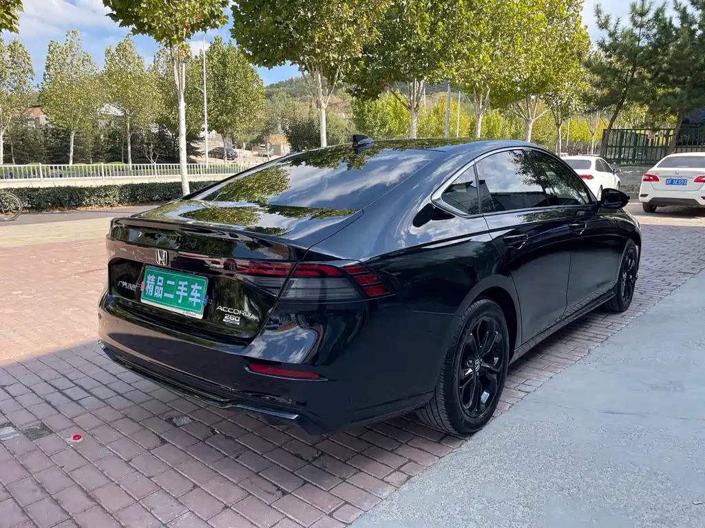 Honda Accord — миниатюра 4