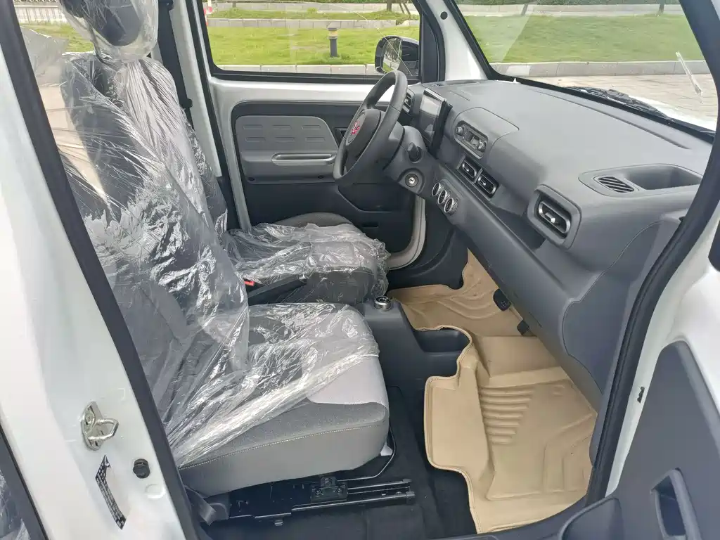 Wuling Sunshine EV 2025 305km
