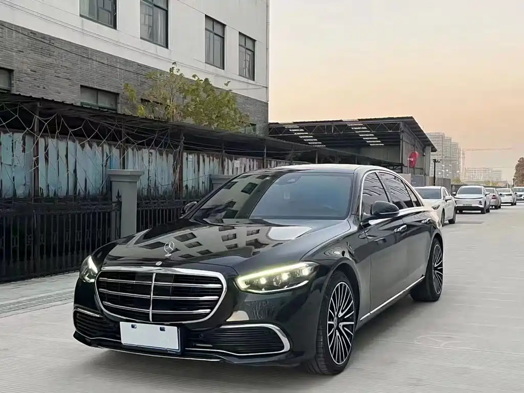 Mercedes-Benz S-Class 2021