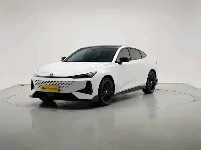 Changan UNI-V 2024
