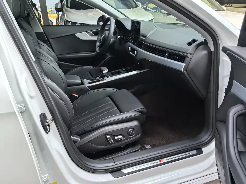 Audi A4L — миниатюра 11