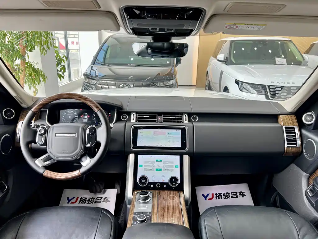 Land Rover Range Rover — миниатюра 5