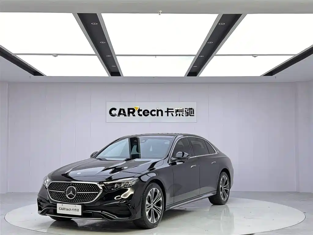 Mercedes-Benz E-Class 2024