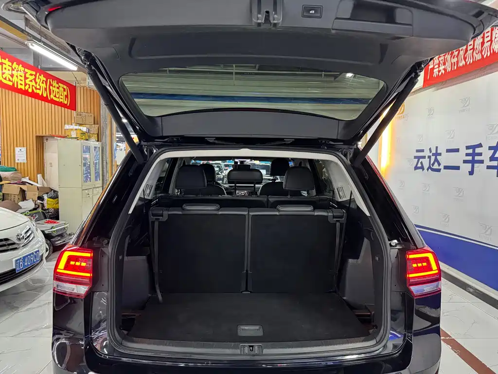Volkswagen Teramont — миниатюра 7