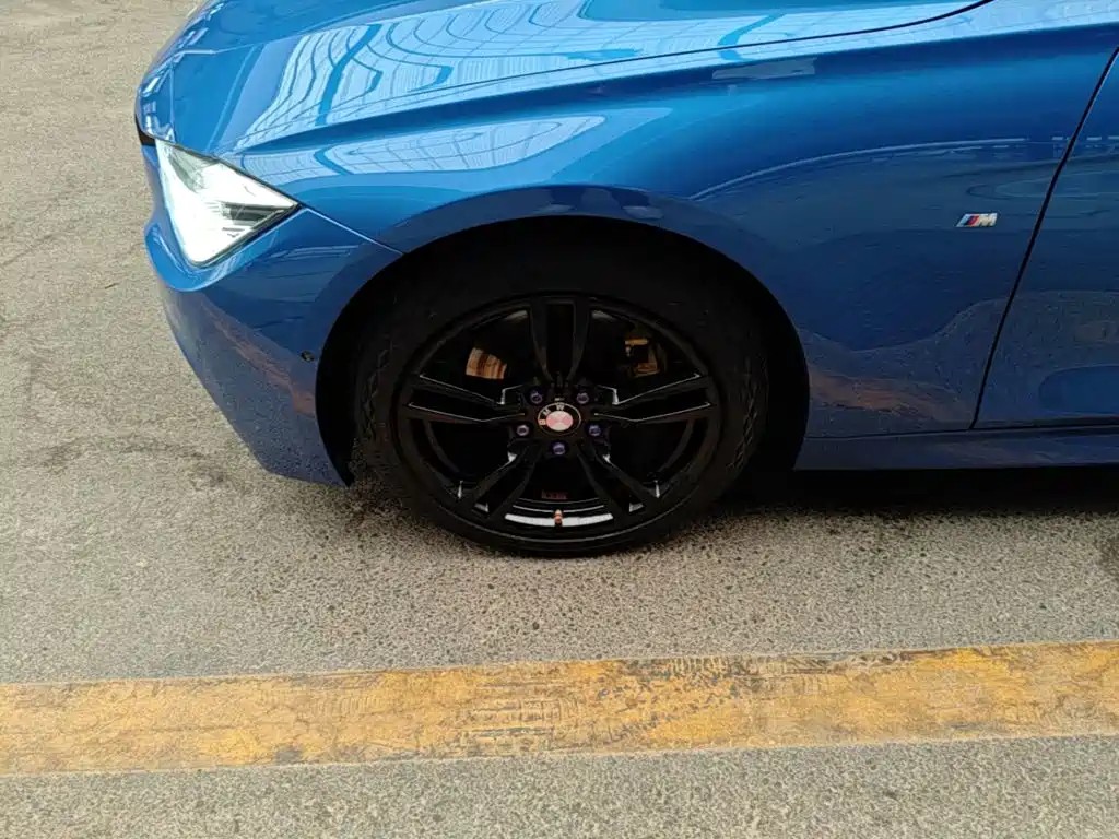 BMW 3 Series — миниатюра 23