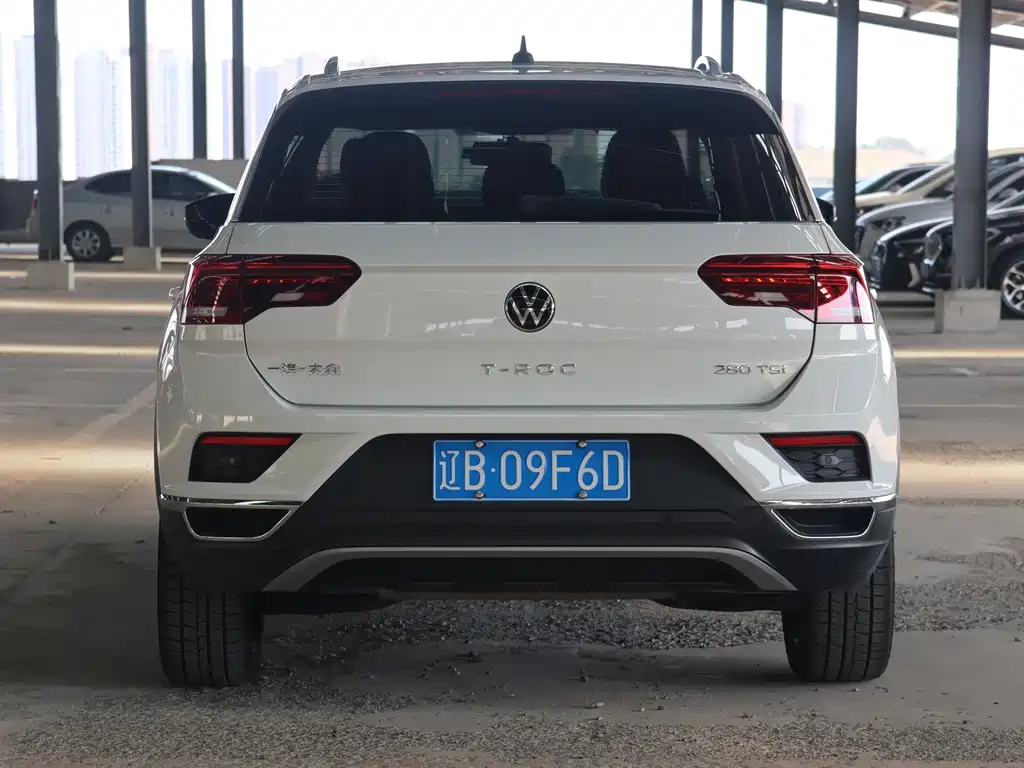 Volkswagen T-Roc 2022 280TSI DSG PLUS