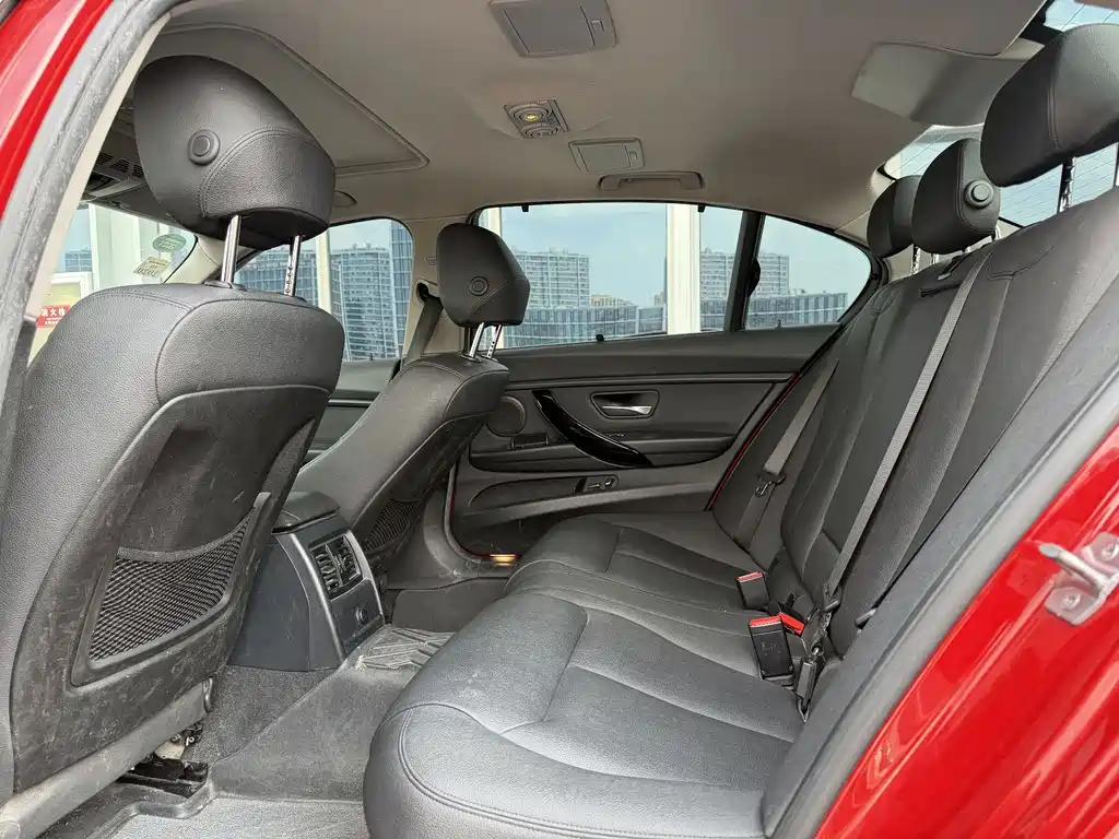 BMW 3 Series — миниатюра 11