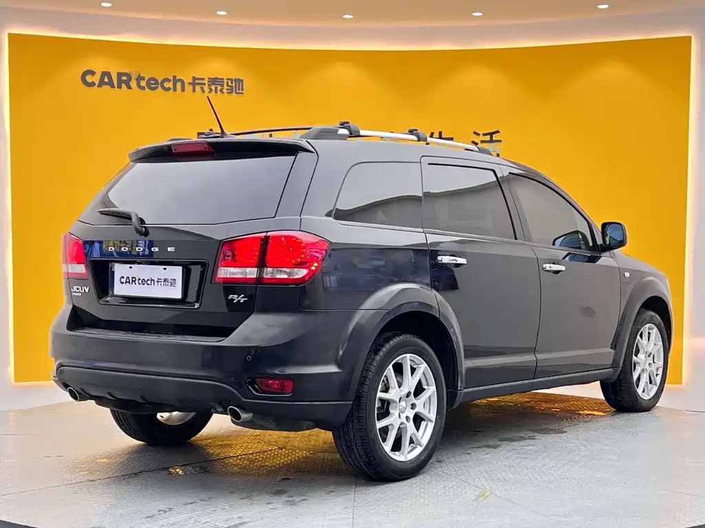 Dodge Journey — миниатюра 23