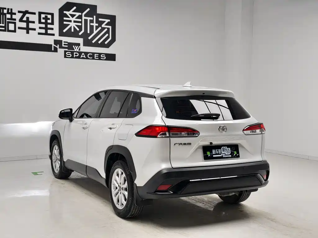 Toyota Frontlander 2.0L CVT Leading Edition, фото 6