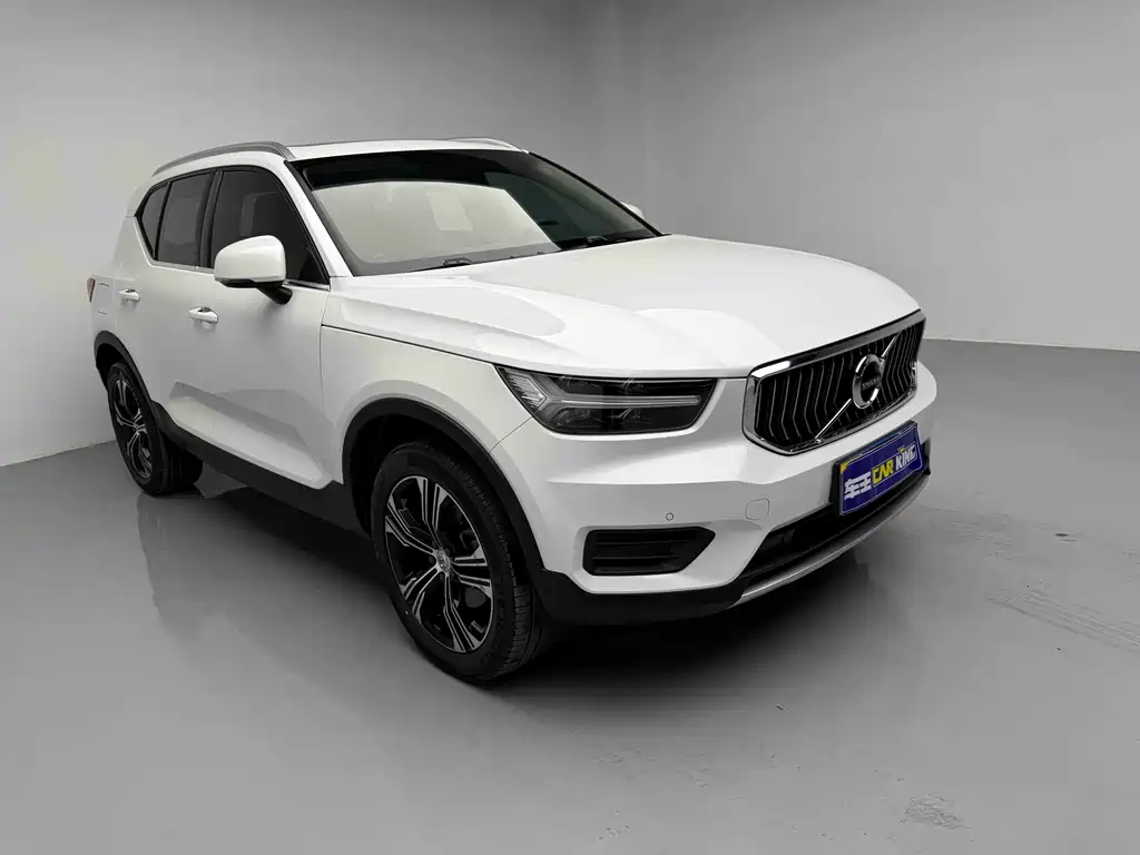 Volvo XC40 2022 T4 Luxury