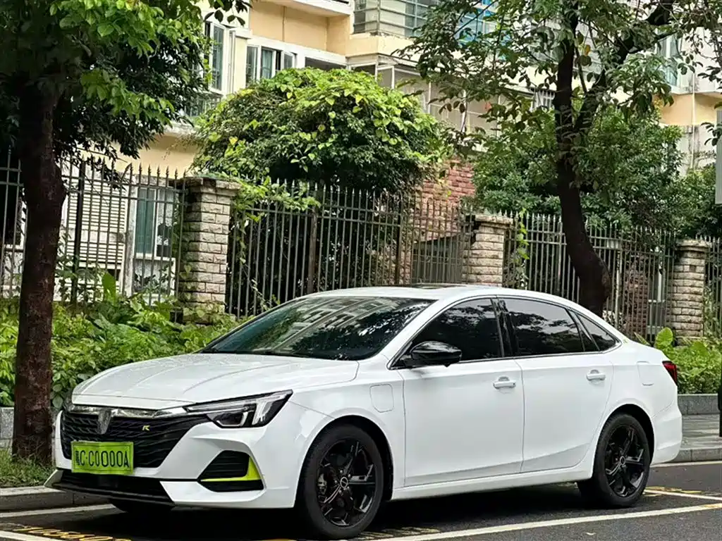 Roewe i6 MAX New Energy 2022
