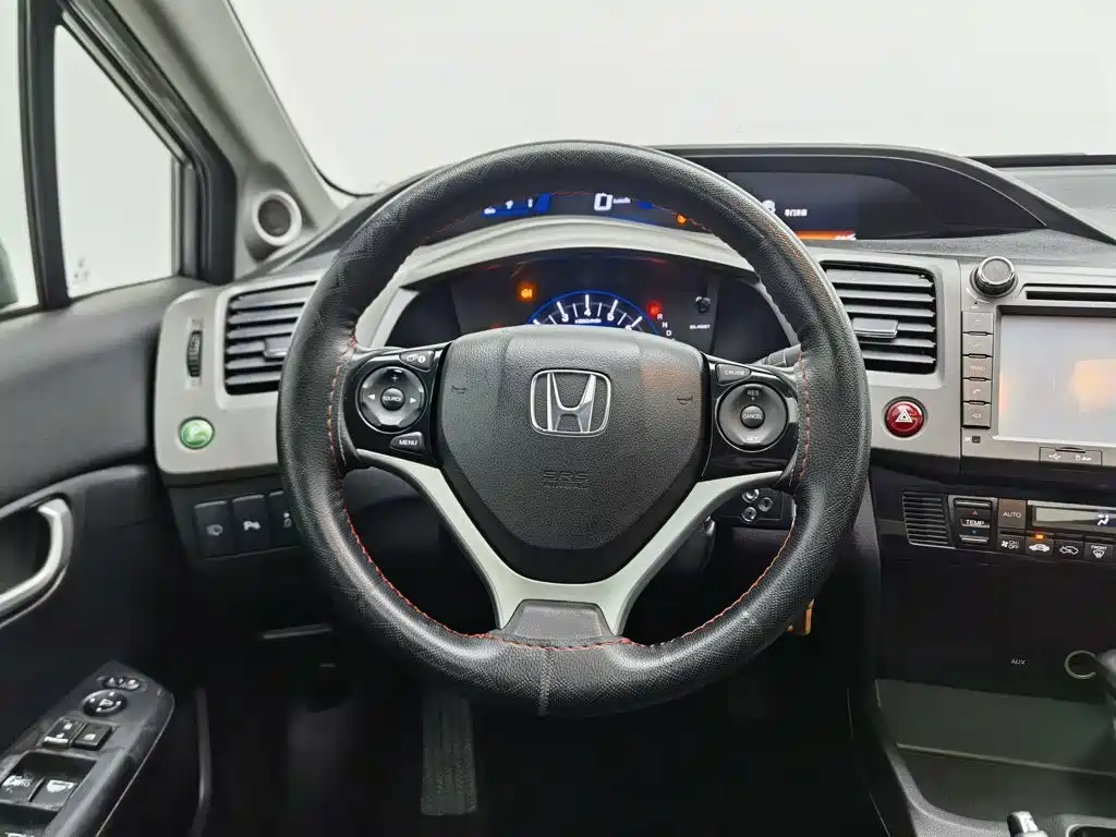 Honda Civic — миниатюра 11