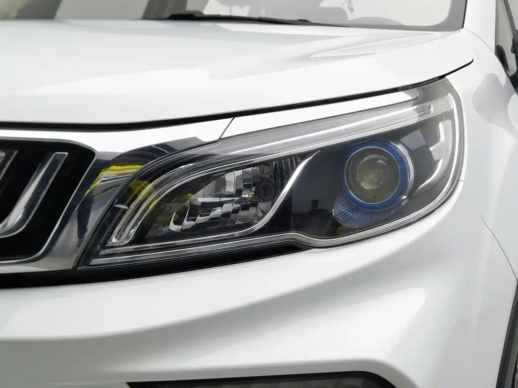 Geely Vision X3 — миниатюра 7