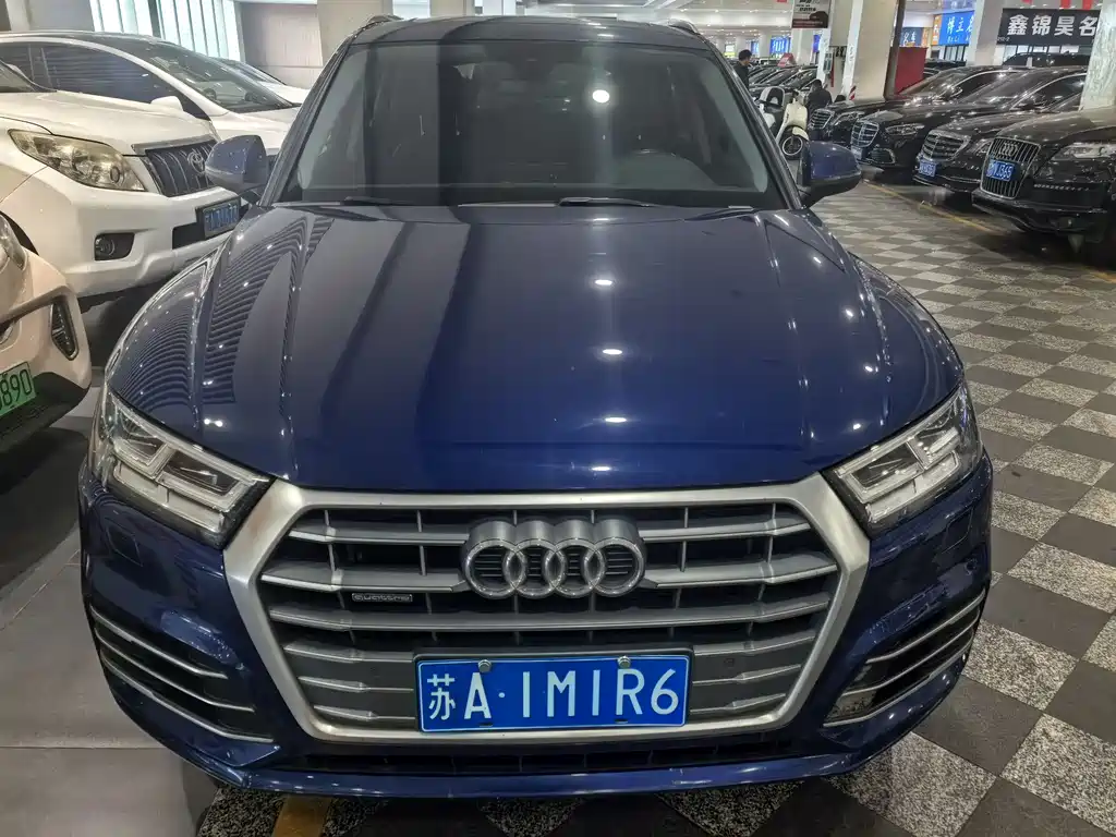 Audi Q5L 2019