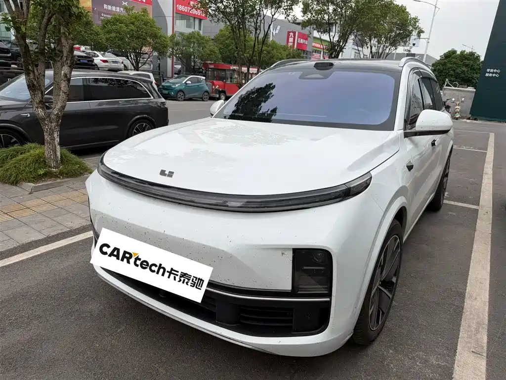 Li Auto Li L9 2025