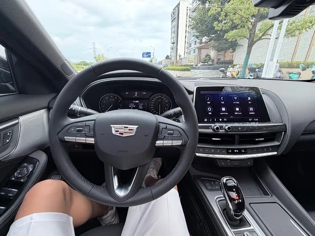 Cadillac CT5 — миниатюра 13