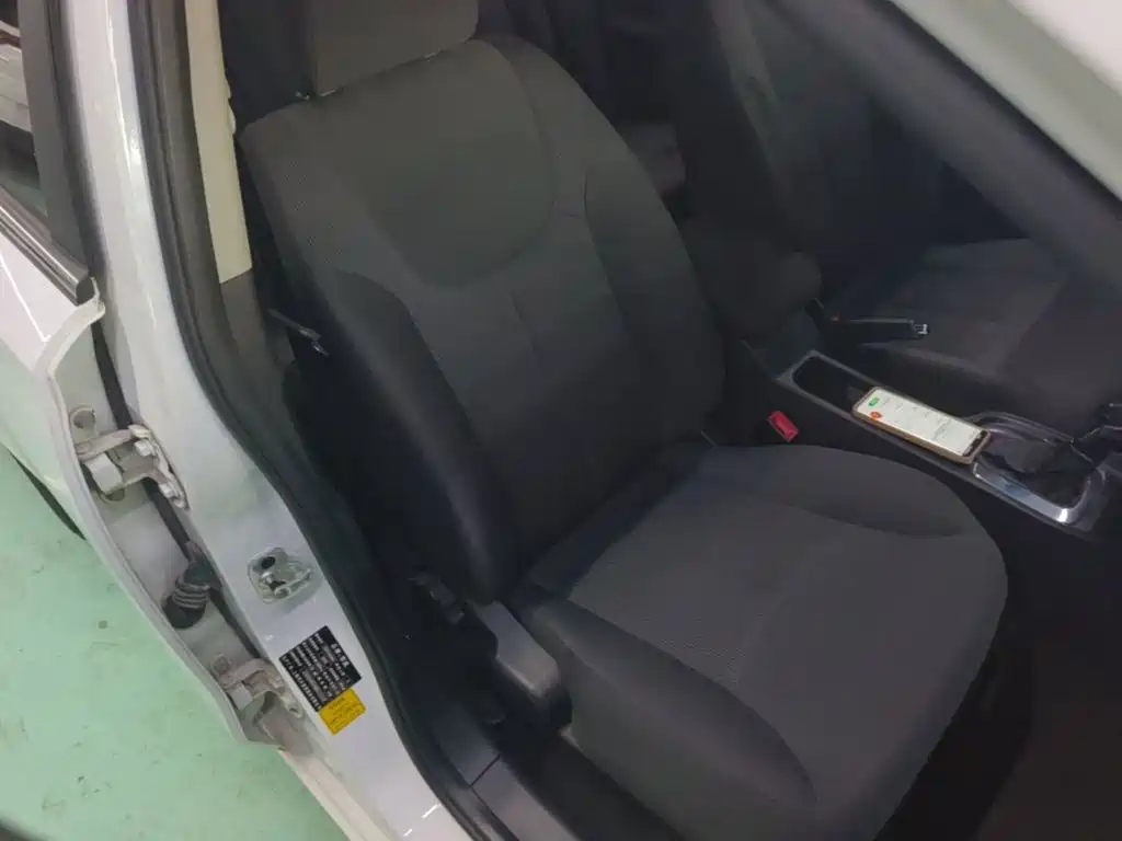 Roewe 360 — миниатюра 25