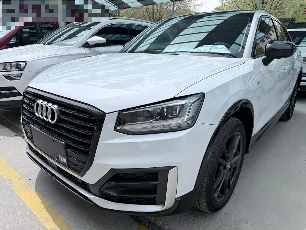 Audi Q2L 2021