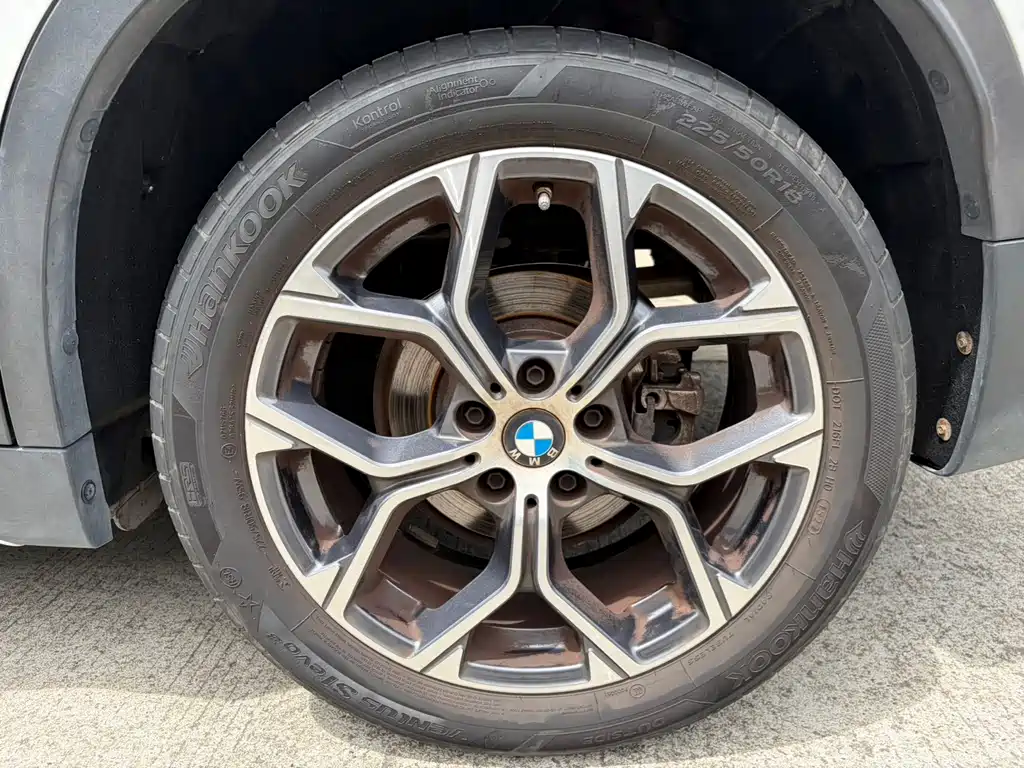 BMW X1 — миниатюра 20