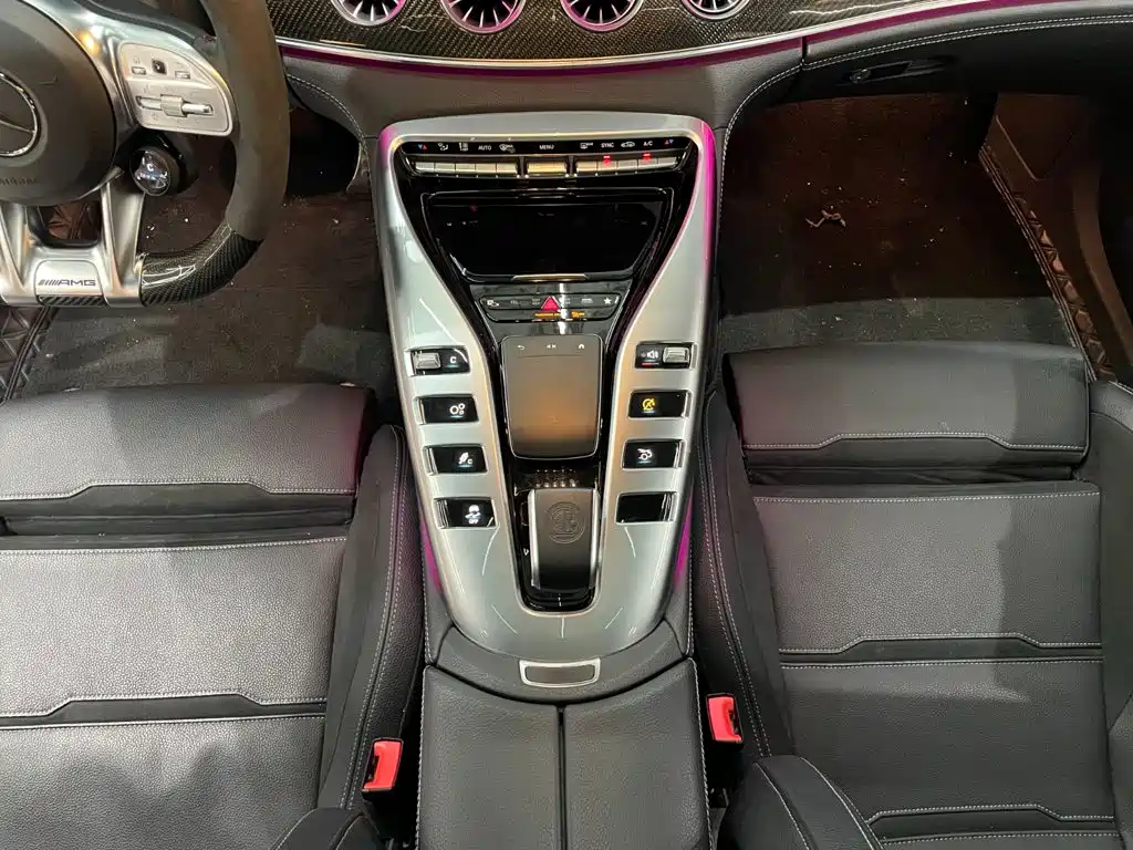 Mercedes-Benz AMG GT — миниатюра 10