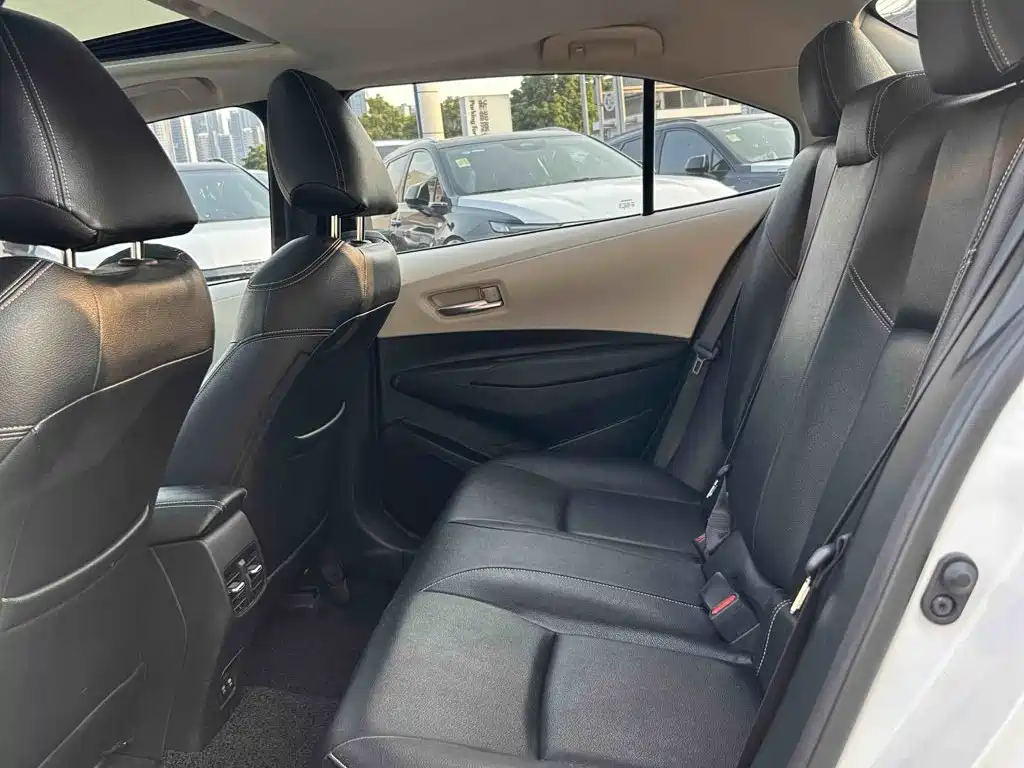 Toyota Corolla — миниатюра 11