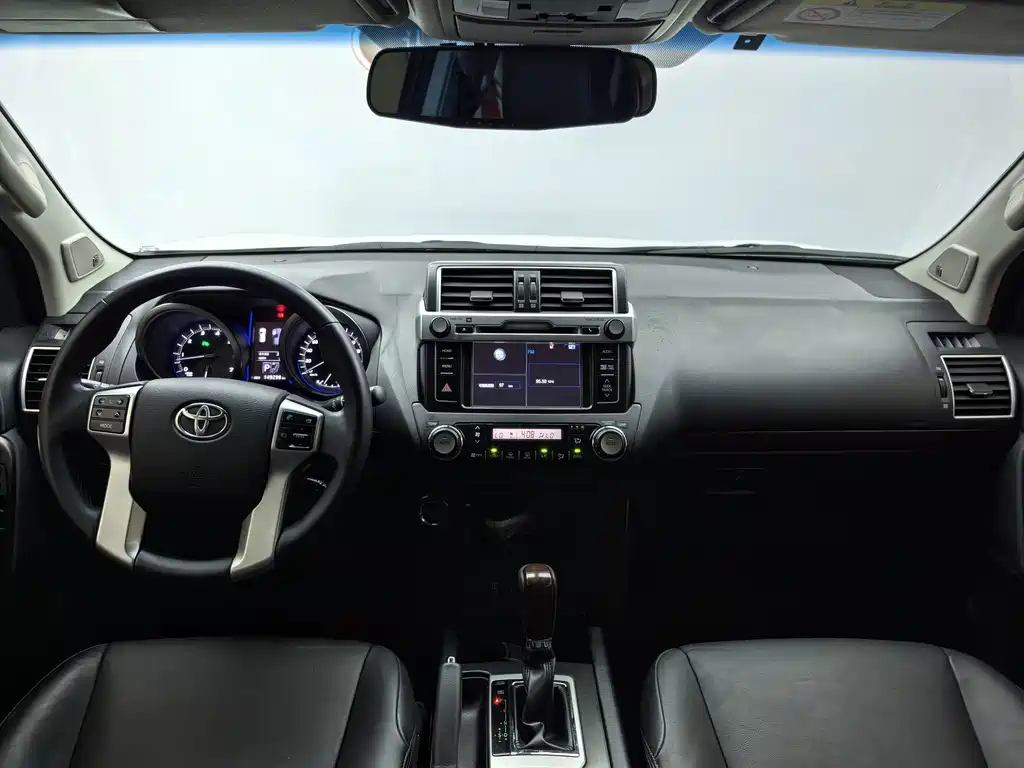 Toyota Prado — миниатюра 13