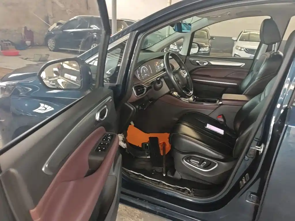 GAC Motor Trumpchi M6 — миниатюра 16