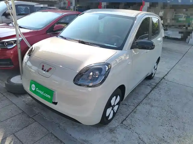 WULING AUTOMOBILE HONGGUANG MINIEV 2025