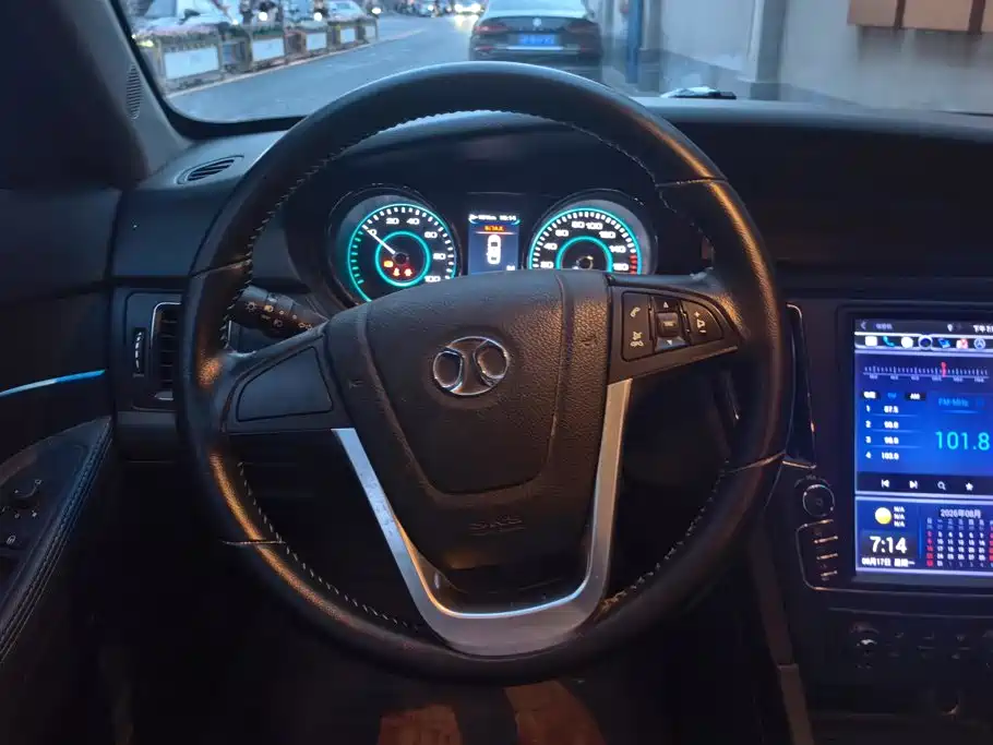 BAIC New Energy EU — миниатюра 15