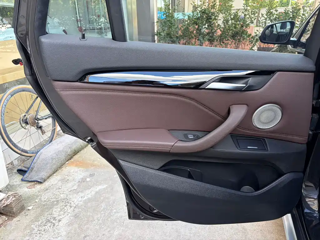 BMW X1 — миниатюра 16