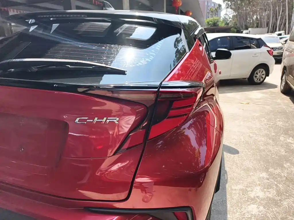 Toyota C-HR — миниатюра 8