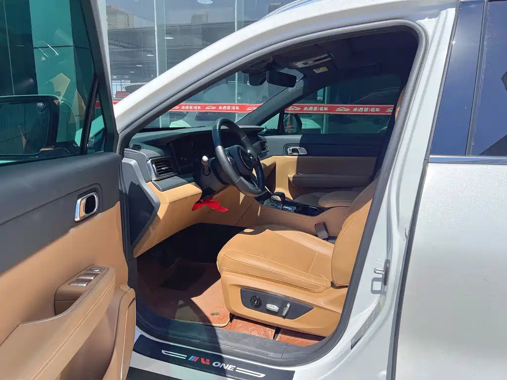 Li Auto Li ONE — миниатюра 6