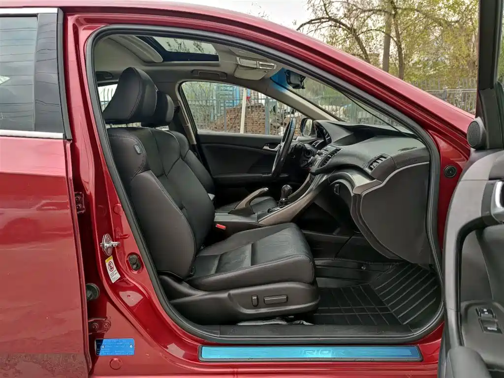 Honda Spirior 2013 2.4L Luxury
