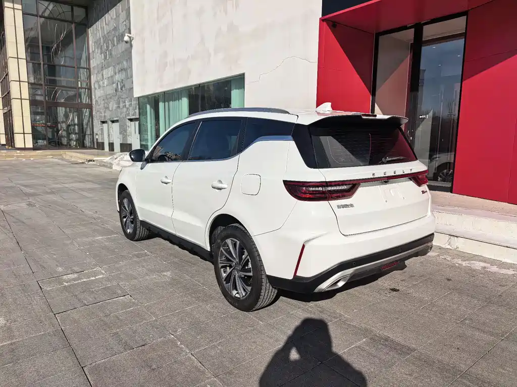 GEELY AUTOMOBILE VISION X6