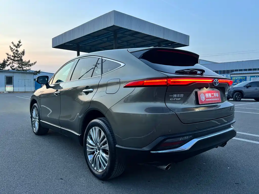 TOYOTA LING FANG HARRIER