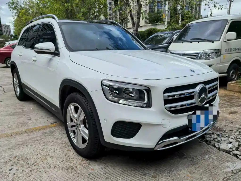 Mercedes-Benz GLB — миниатюра 3