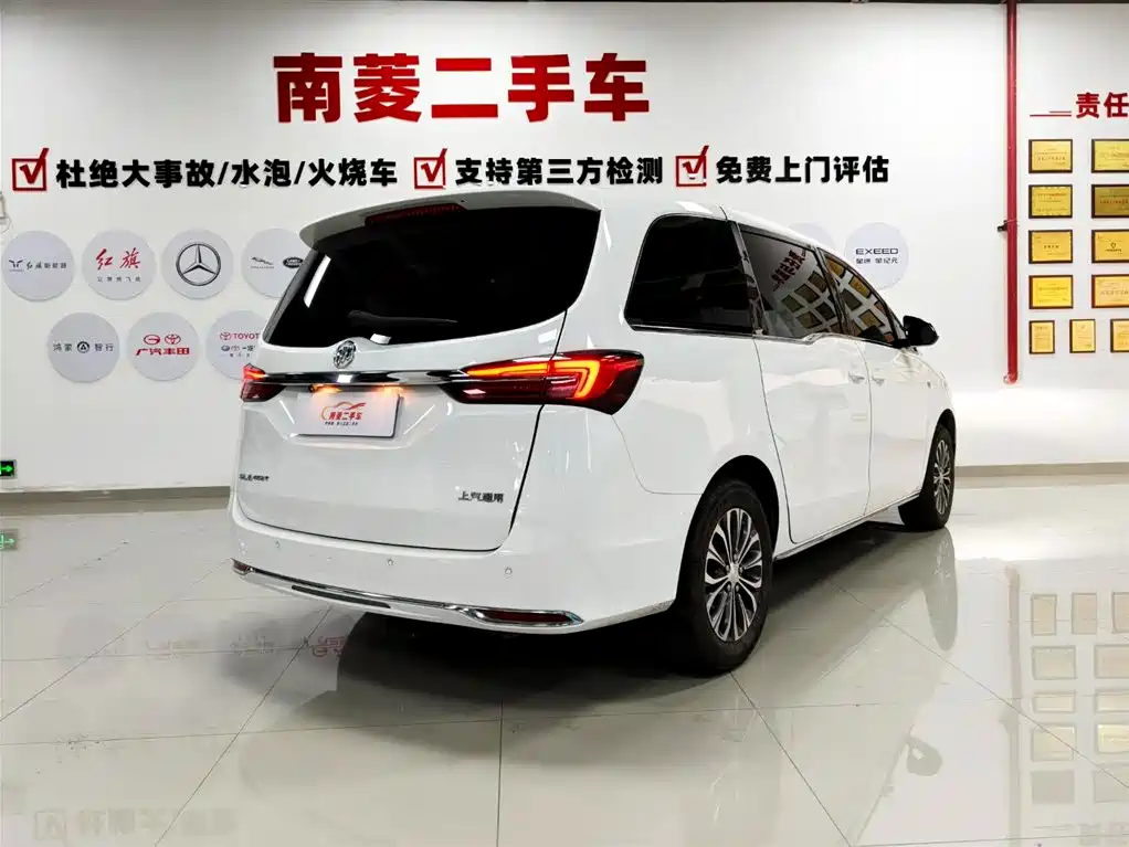 Buick GL8 2023 Comfort