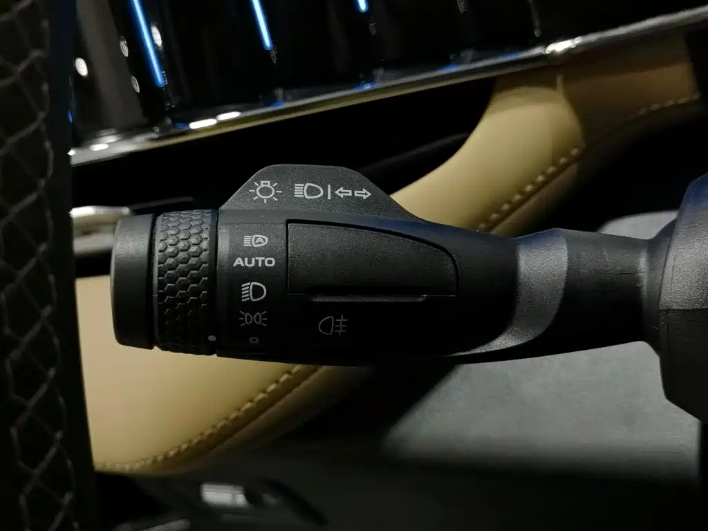 Geely Boyue L — миниатюра 21