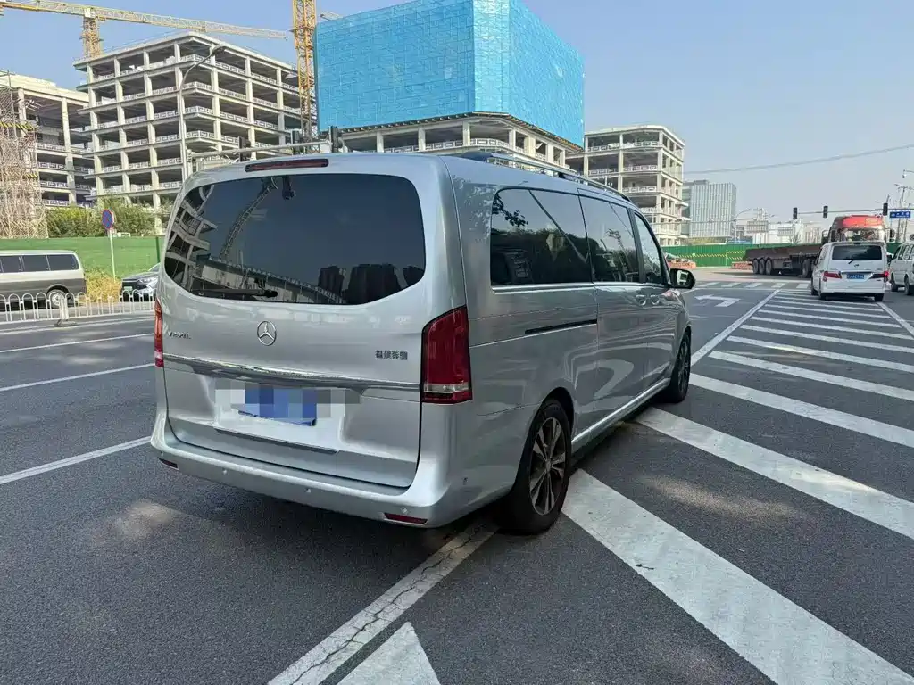 Mercedes-Benz V-Class — миниатюра 9