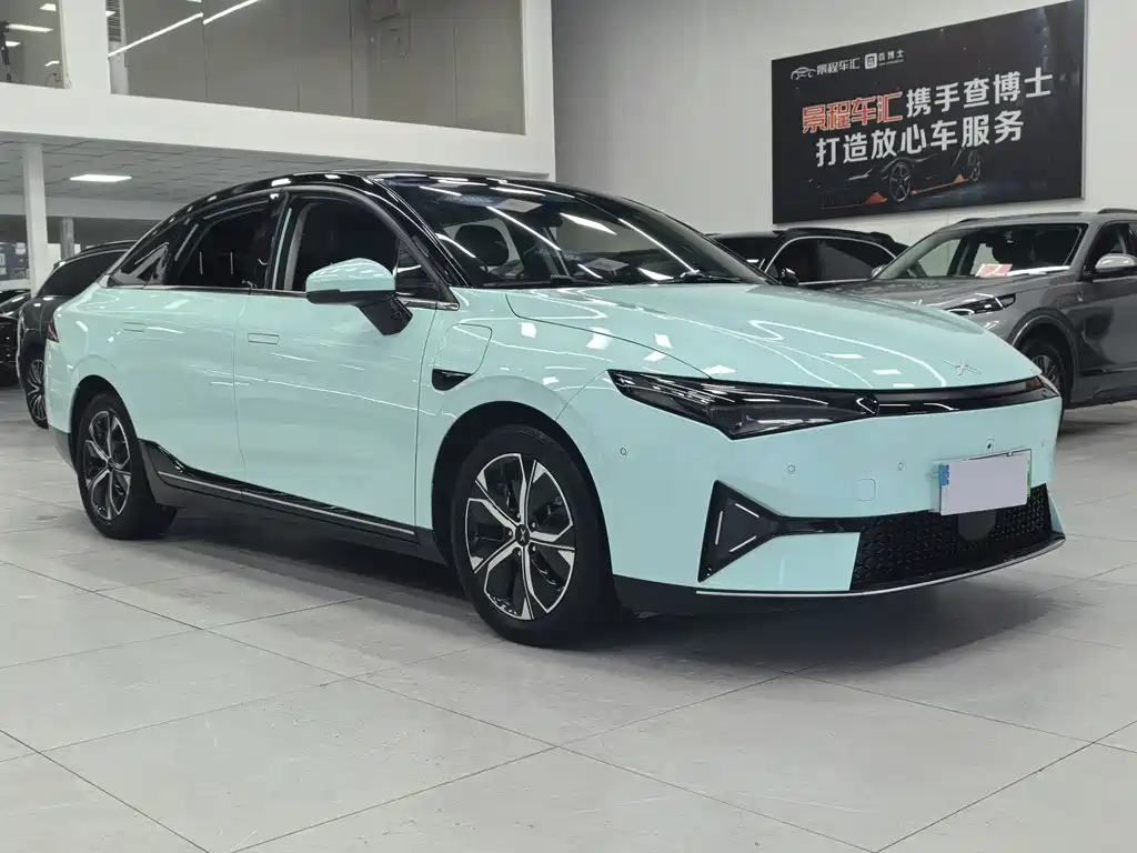 XPeng P5 — миниатюра 3