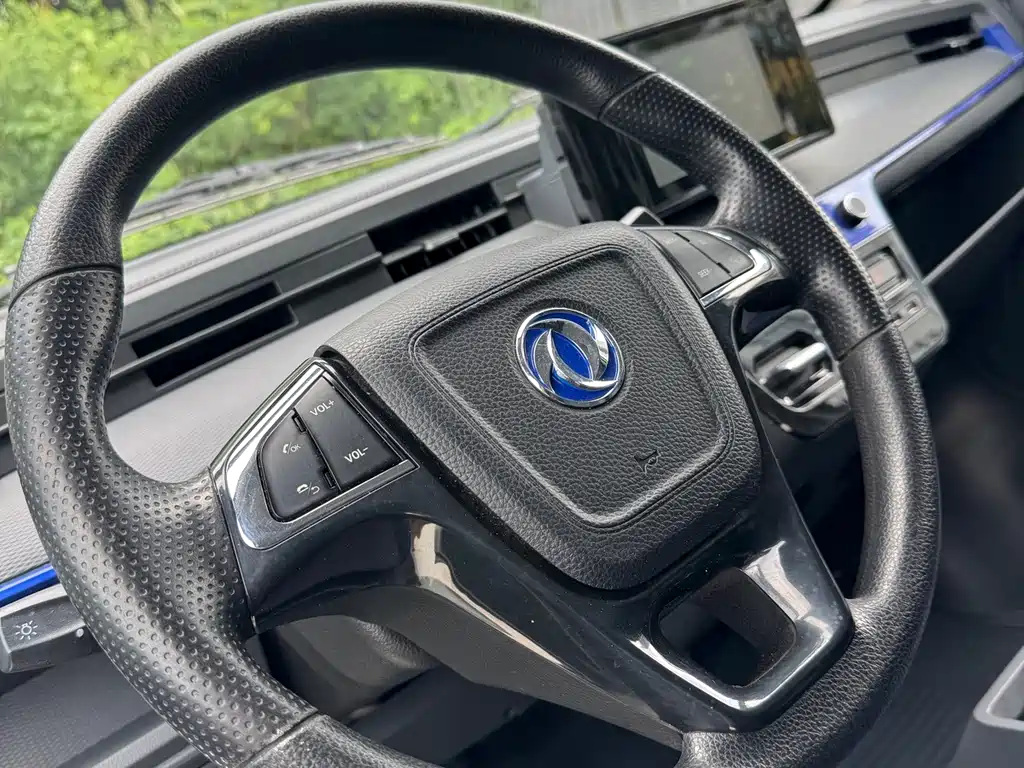 Dongfeng EM27 — миниатюра 8