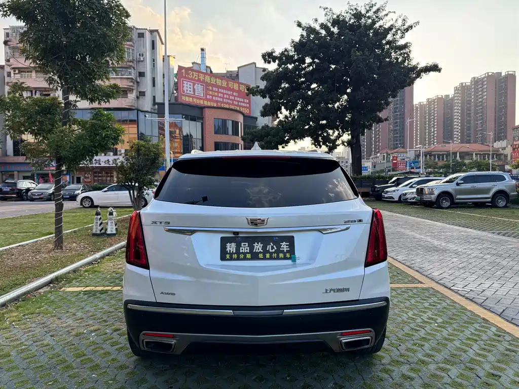 Cadillac XT5 — миниатюра 5
