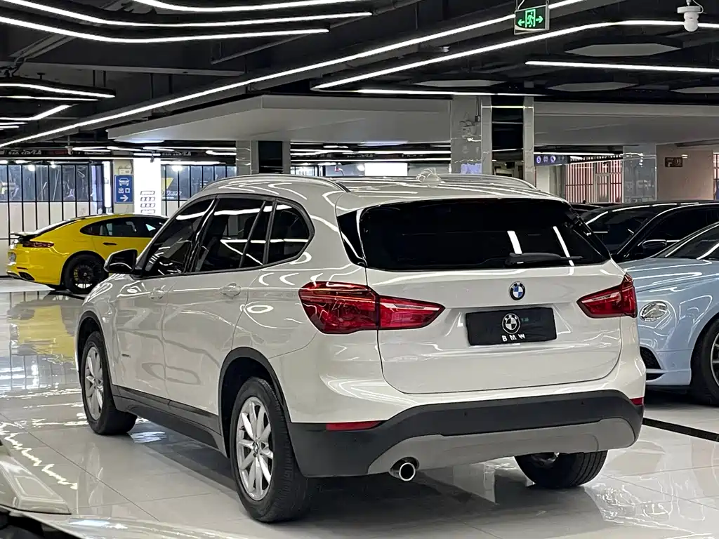 BMW X1 2016 sDrive18Li Fashion