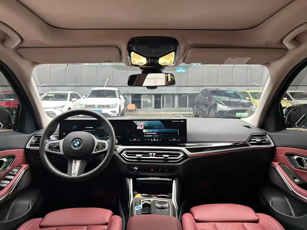 BMW i3 2024 eDrive 40 L